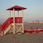 Casavacanza Mare ! 100 Metri Dalla Spiaggia! Nyaraló *