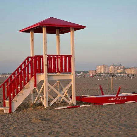 Casavacanza Mare ! 100 Metri Dalla Spiaggia! Hébergement de vacances *